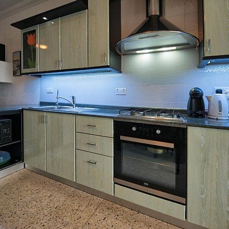 Beachfront With Seaviews Apartment No56 Award Winner Unbeatable Location For Closeness To The Sea Ideal For Guests Looking For Winter Spring And Autumn Breaks In Sunny Malta Also Ideal For Coastal Hikers Mellieha Exterior photo