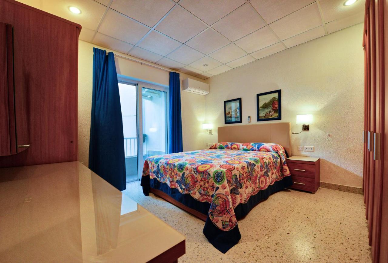 Beachfront With Seaviews Apartment No56 Award Winner Unbeatable Location For Closeness To The Sea Ideal For Guests Looking For Winter Spring And Autumn Breaks In Sunny Malta Also Ideal For Coastal Hikers Mellieha Exterior photo